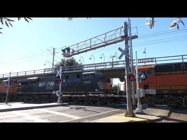 *New Signals Replaced EMs* BNSF 8168 Lots Of Power & NS - Florin Rd. Railroad Crossing Sacramento CA