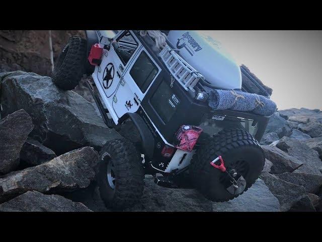 Axial SCX10 II Jeep JK Wrangler Rubicon Rock Crawling_#