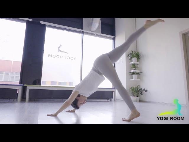 Студия йоги и растяжка YOGI ROOM