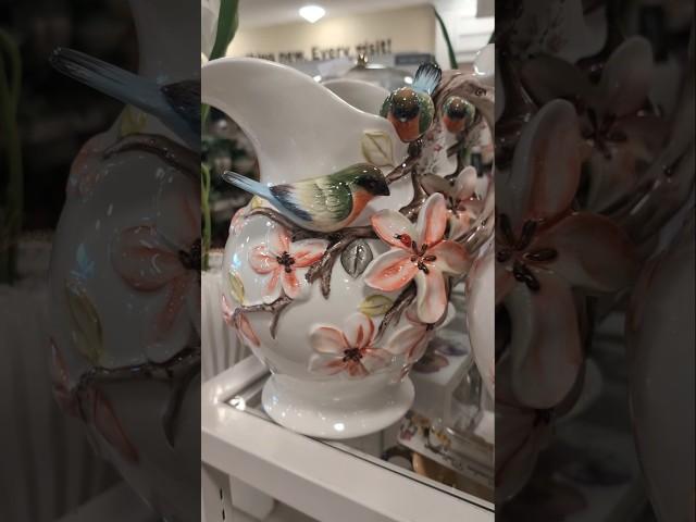 Springtime at HomeGoods #kitchen #serveware #homegoods #table #spring #springtime #entertaining