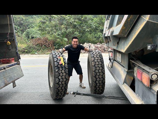 100km journey to change a flat tire on a dump truck carrying goods