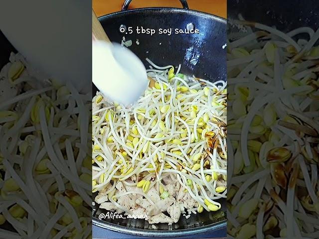 the best way to cook bean sprouts, simple chicken stir fry