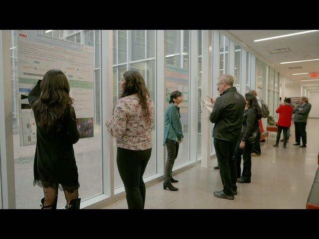 UNM's Optical Science & Engineering Program celebrates 40 years of graduate education