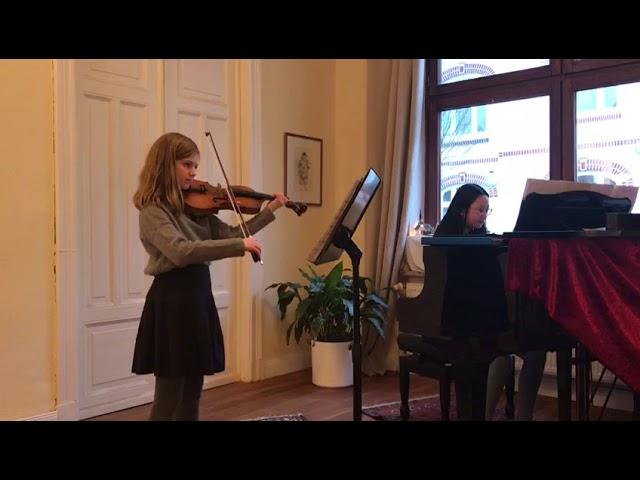 Sophia Cordes und Alina Han spielen Violinsonate von Bach, h- moll