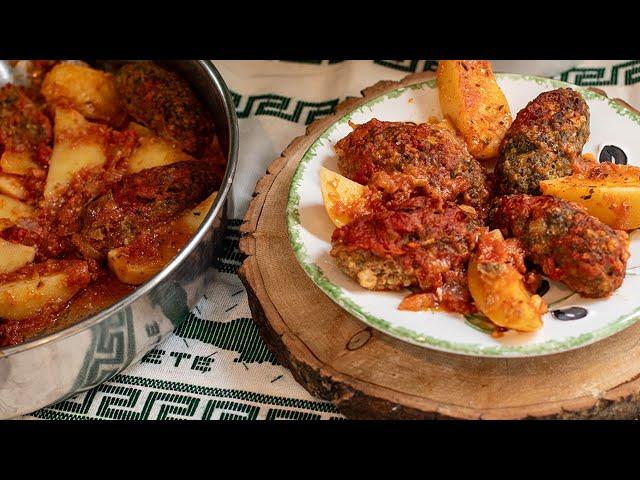 The Ultimate Greek Comfort Meal: Beeftekia me Patates