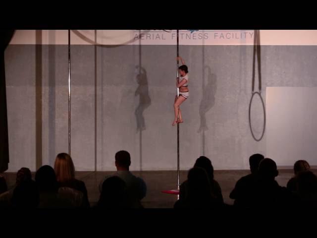 Eden Chen-Pole Performance-Blue and White Porcelain