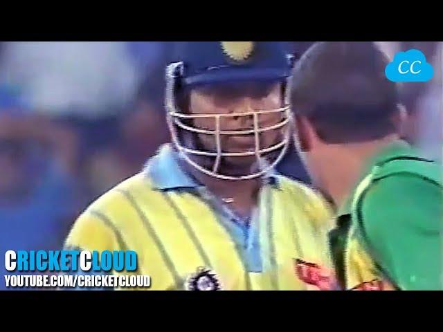 Ajay Jadeja Hit Back to Back SIXES - When Commentator keep saying he is out !!