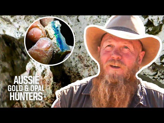 The Bushmen Drill Through Rock To Find MEGA 4KG Of Opal! | Outback Opal Hunters