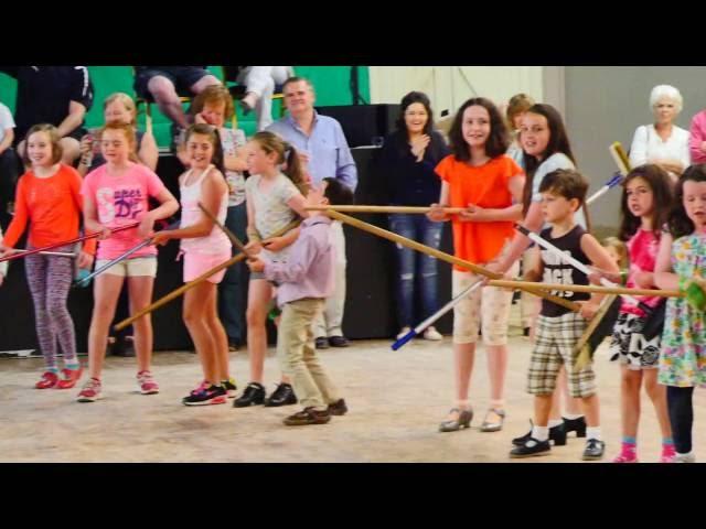 Brush Dance - Edwina Guckian's Dance Class - Joe Mooney Summer School 2016