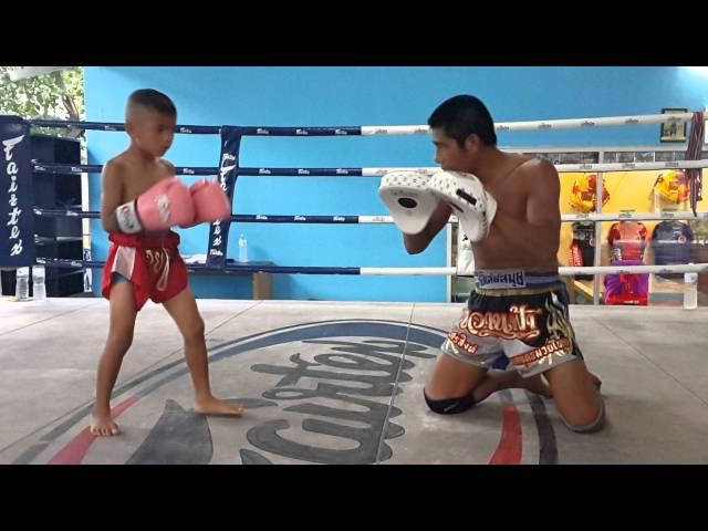 Diamond Yodyut Muaythai