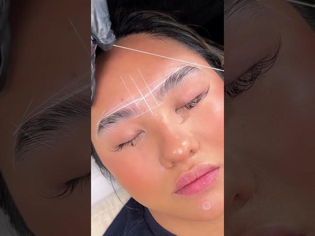 4 Reasons why I use a mapping thread 1.Precision: Mapping string ensures exact brow shaping