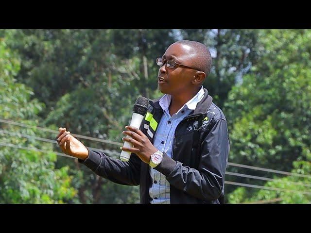 MWAMBIE YESU-CYRUS AZIZI LIVE PERFORMANCE