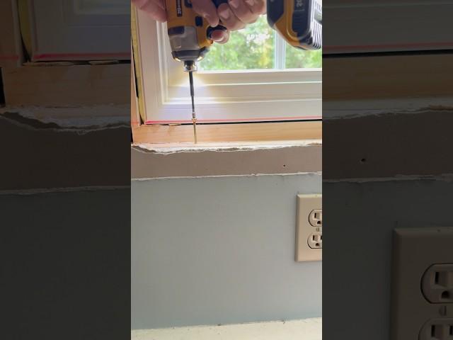 Two ways to level big windows and silos. #diy #remodelingexperts #remodling #carpentry