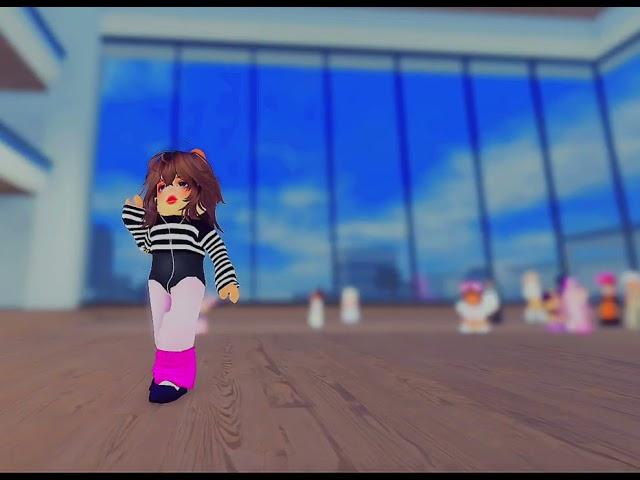 Dance in Roblox #roblox #koyadance