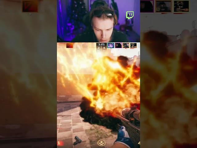 пожар twitch: StRoGo #strogo #twitch #clips #strogo1337  #cs2 #csgo
