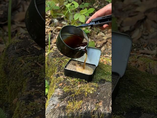 Genius Fire Hack: Long-Lasting Waterproof Burner.  #campping #lifehacks #survival