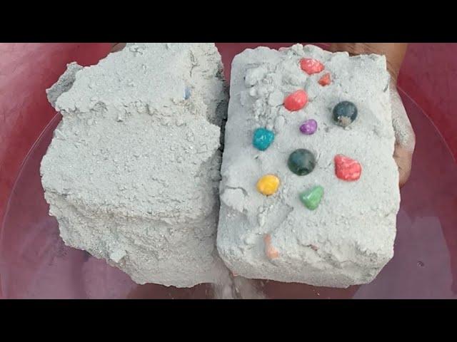 ASMR very soft sand and pure white chock full paste dusty dipping crumble in 