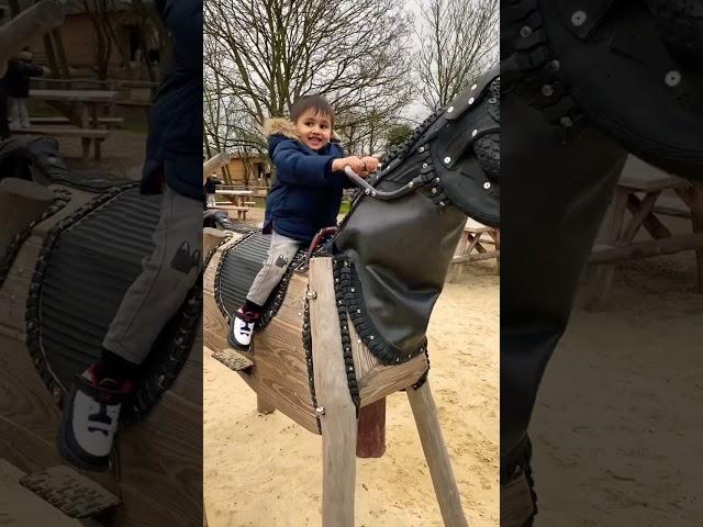 Horse Ride  @hobbledown Hounslow #shorts #viralshorts #ytshorts #fyp #themepark #amusementpark