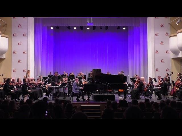 La Danse d'Alice. Innokenty Ivanov (vibraphone), Oleg Akkuratov (voice, piano)