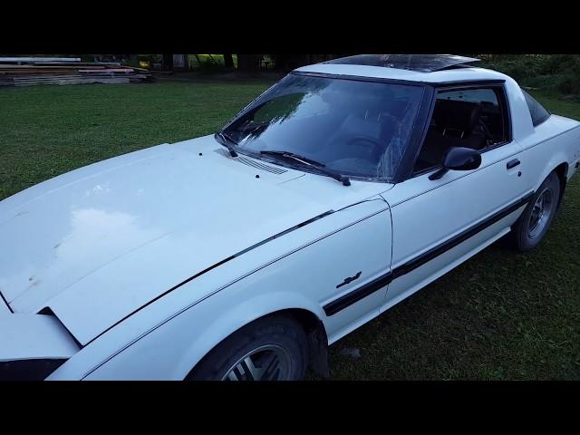 I show you an in-depth tour of my 1984 Mazda RX7