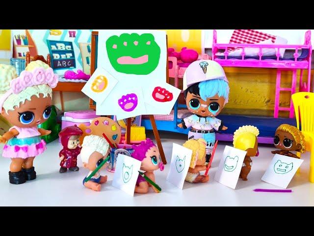 DRAW A LOL surprise Doll ON YOUR NEIGHBOR'S BACK! In kindergarten! CARTOONS DARINELKA