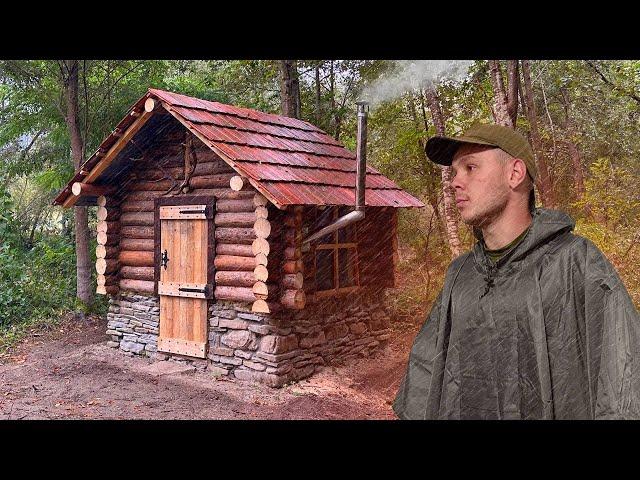 Construction of an Amazing House from Logs in the Rain. Start to Finish