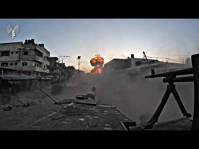 Israeli Merkava tank in action in the Gaza Strip - POV Footage.