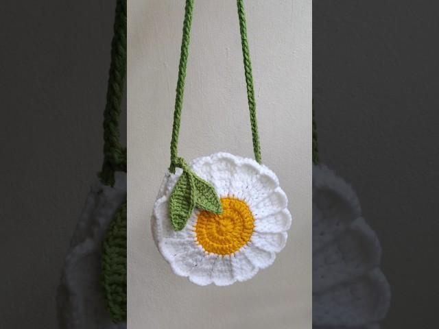 crochet Daisy flower sling bag #crochet #handmade #explorepage #youtuber #art #how
