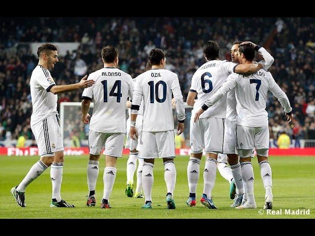 Real Madrid ● Tiki Taka & Team Play ● Amazing Combinations HD