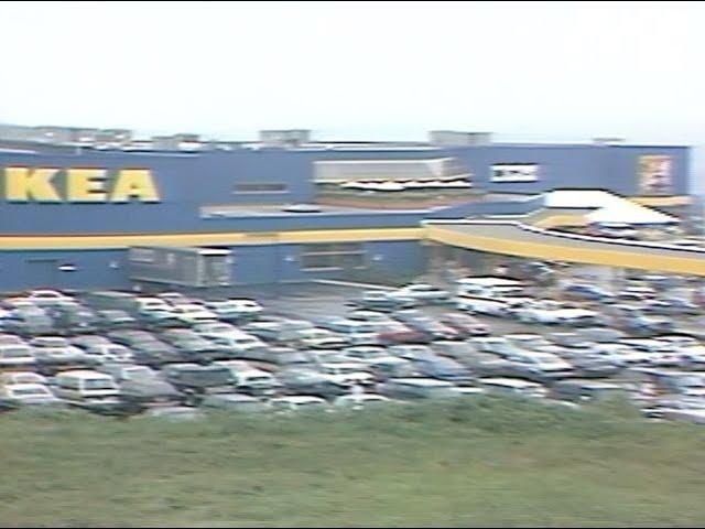 Ikea opens one of the first U.S. locations in Pittsburgh back in 1989