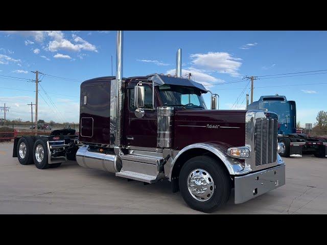 2025 Peterbilt 589 Legendary Flat top!   Keith Couch 970-691-3877, couchk@rushenterprises.com