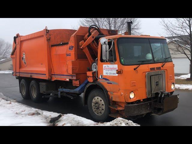 The Buckingham Companies Volvo Heil 7000 Garbage Truck