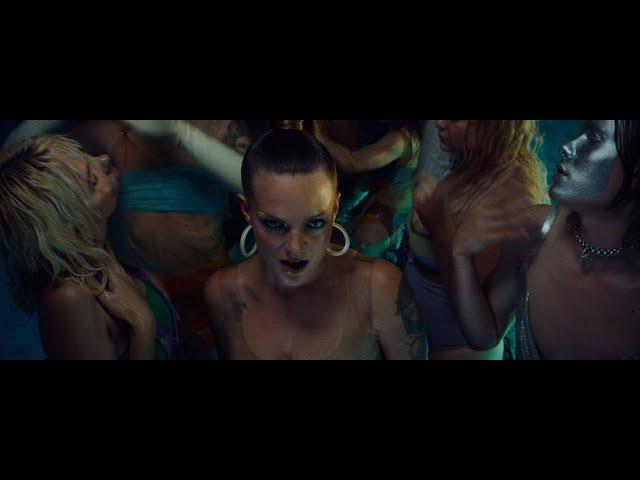 Tove Lo - 2 Die 4 (Official Music Video)