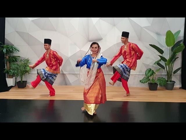 Lets Zapin - Malay Dance in Singapore by Sri Warisan Som Said Performing Arts