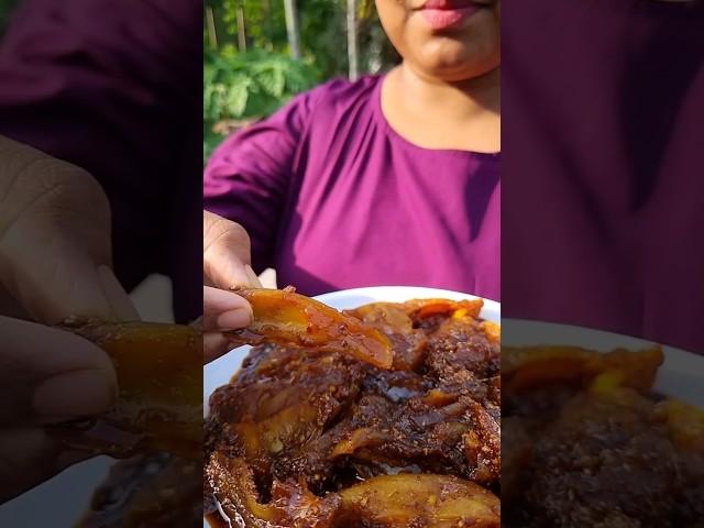 কাঁচা আম এমন করে খেয়েছো ? #shorts #summer #shortsvideo #food #achar #daruntaste