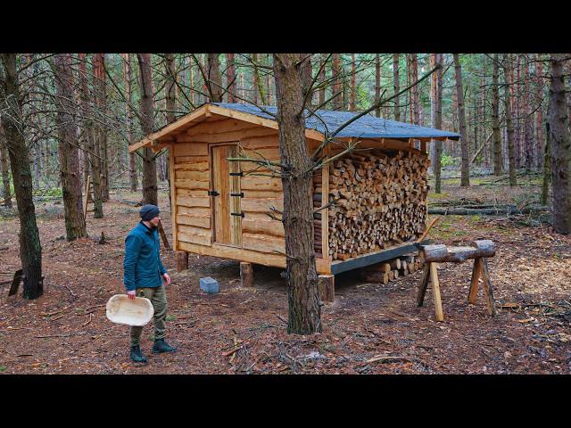 Log sink for a wooden cabin, Making a kitchen with hand tools, Rain and high winds