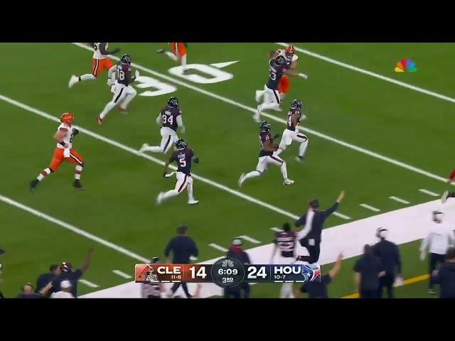 Joe Flacco throws back to back pick six on both possessions