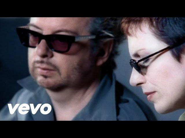 Eurythmics - I Saved The World Today (Acoustic Version)