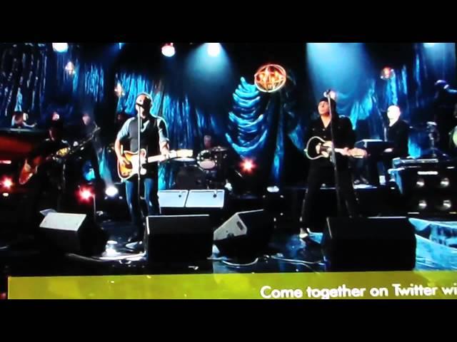 Mary J. Blige performs on the Telethon for Hurricane Sand Victims