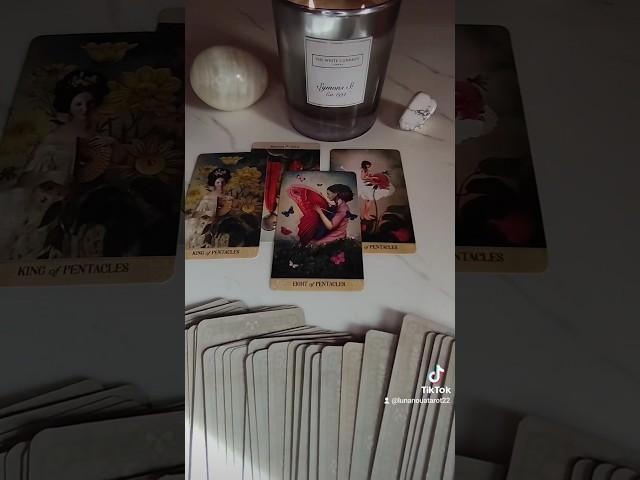  Ce ascunde de tine el/ea! SECRETELE ei  #tarot #dragoste #etalare