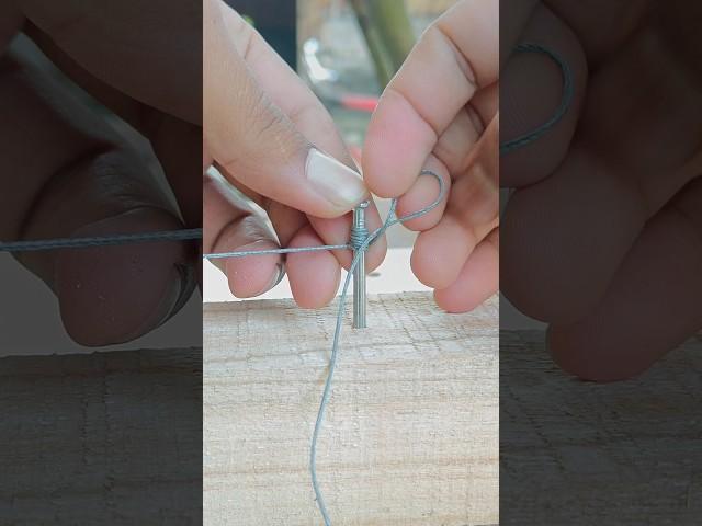 Wow! Simple knots that are even easier to fasten and unfasten