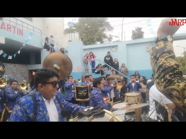 Banda Show la Adictiva Perú , Interpreta un Mix de Huaynos Ancashinos