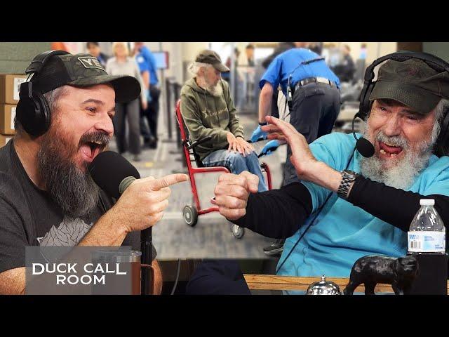 Uncle Si Is Wrongfully Detained by the TSA at the Airport | Duck Call Room #391