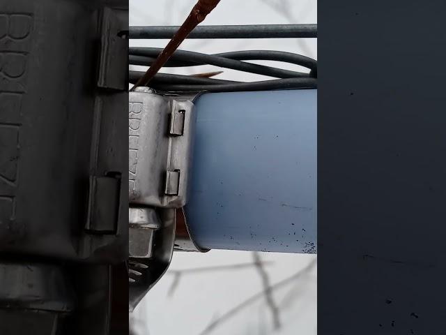Vacuum leak. Threads on fitting aren't sealed. #maple #vacuum #leak