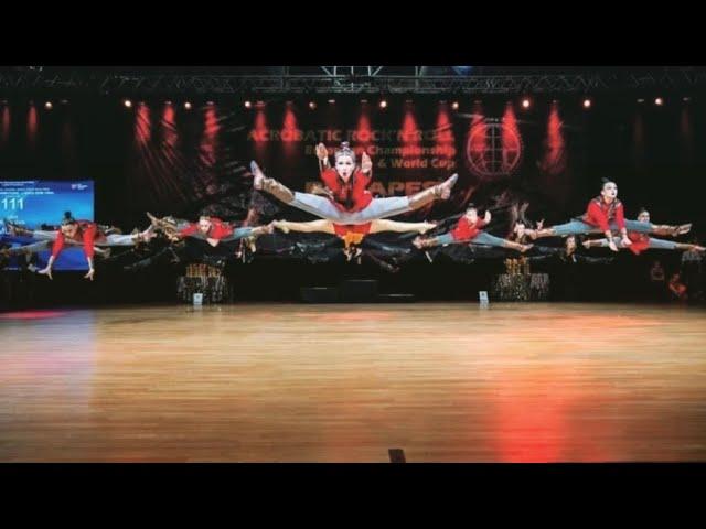 Acrobatic rock-n-roll formation World Cup 2022 team UKRAINE