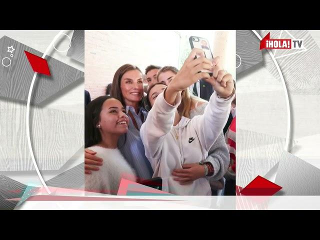 LETIZIA CON CAMISA VICTORIA BECKHAM APERTURA CURSO FORMACION PROFESIONAL 2024