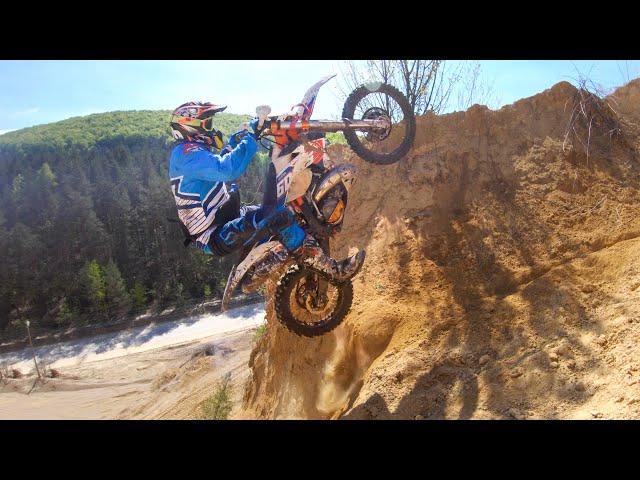 Enduro Hills Ripping Hard