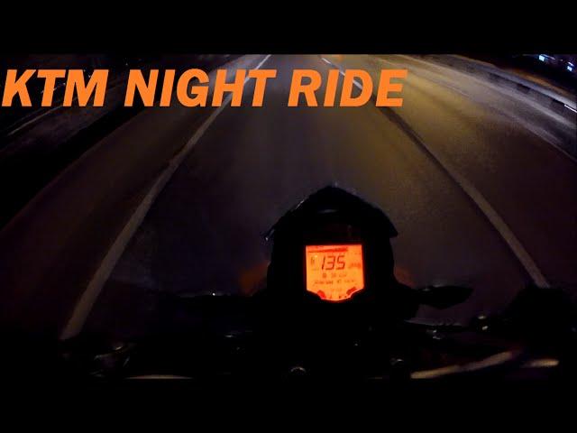 Nighttime ride KTM Duke