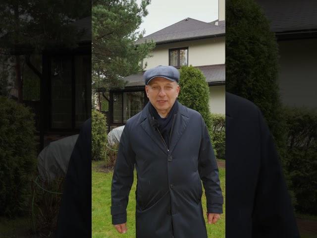 Обзор загородного дома в итальянском стиле с мебелью и бассейном в поселке Власово #недвижимость