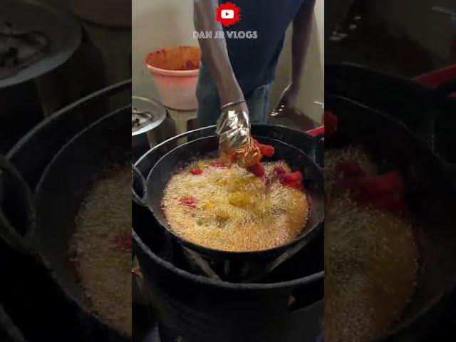 இங்க பிரியாணி வாங்குன Leg  Peice FREE ahm ⁉️   #shorts #danjrvlogs #fun #biryani #bangalore